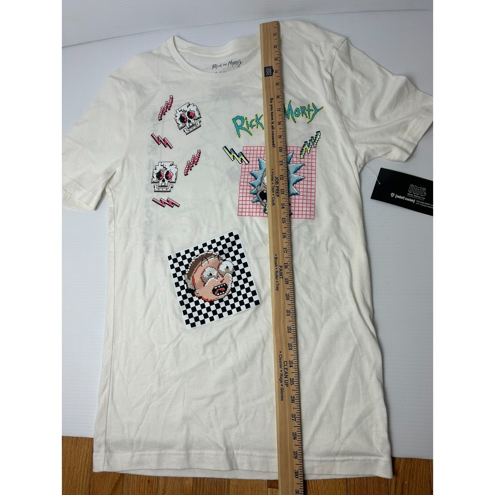 Rick and Morty T Shirt Mens Size Small Pixel Art Graphic Front Back NWT - Picture 6 of 9